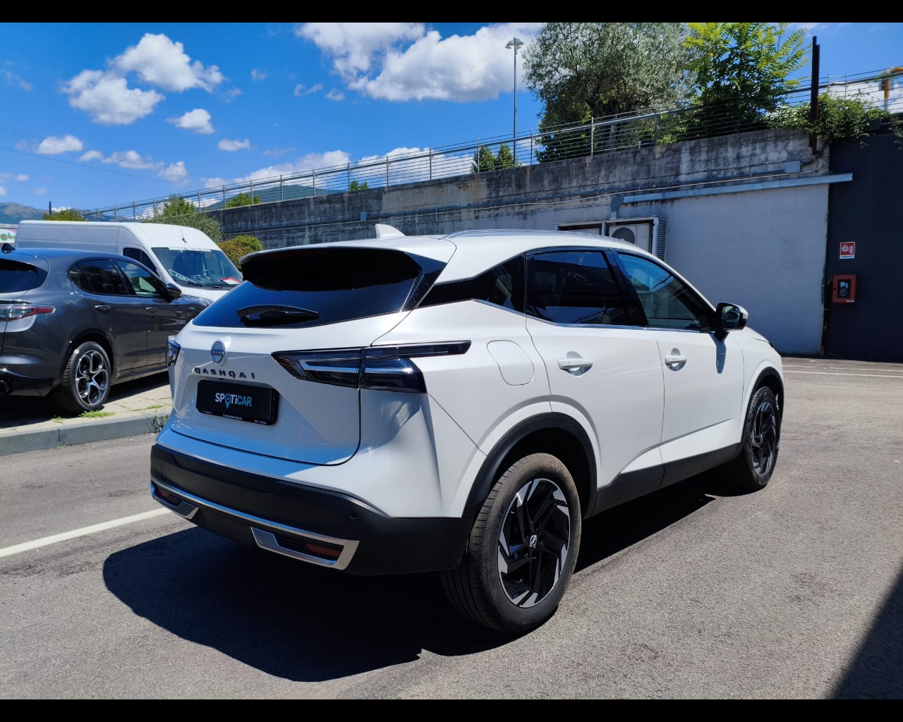 Foto NISSAN Qashqai 1.3 mhev N-Connecta 2wd 140cv