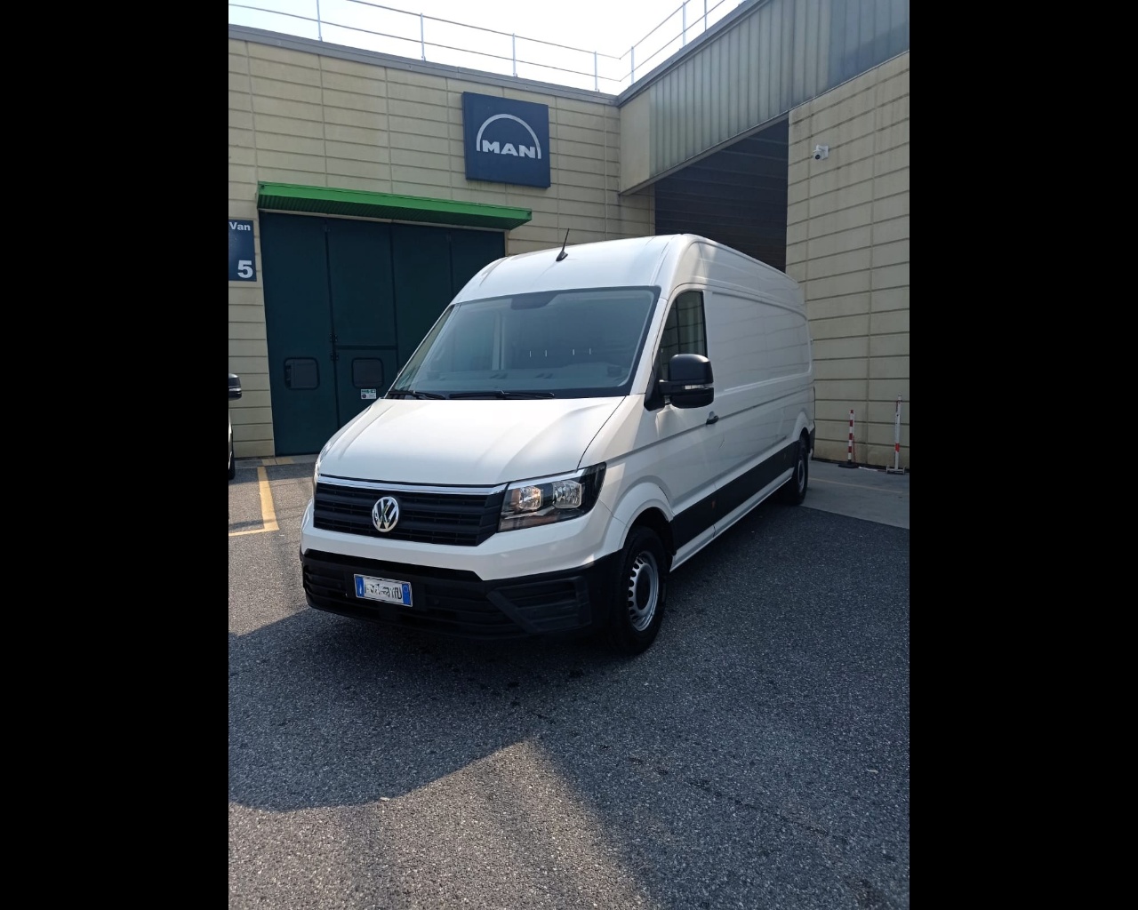 VOLKSWAGEN CRAFTER