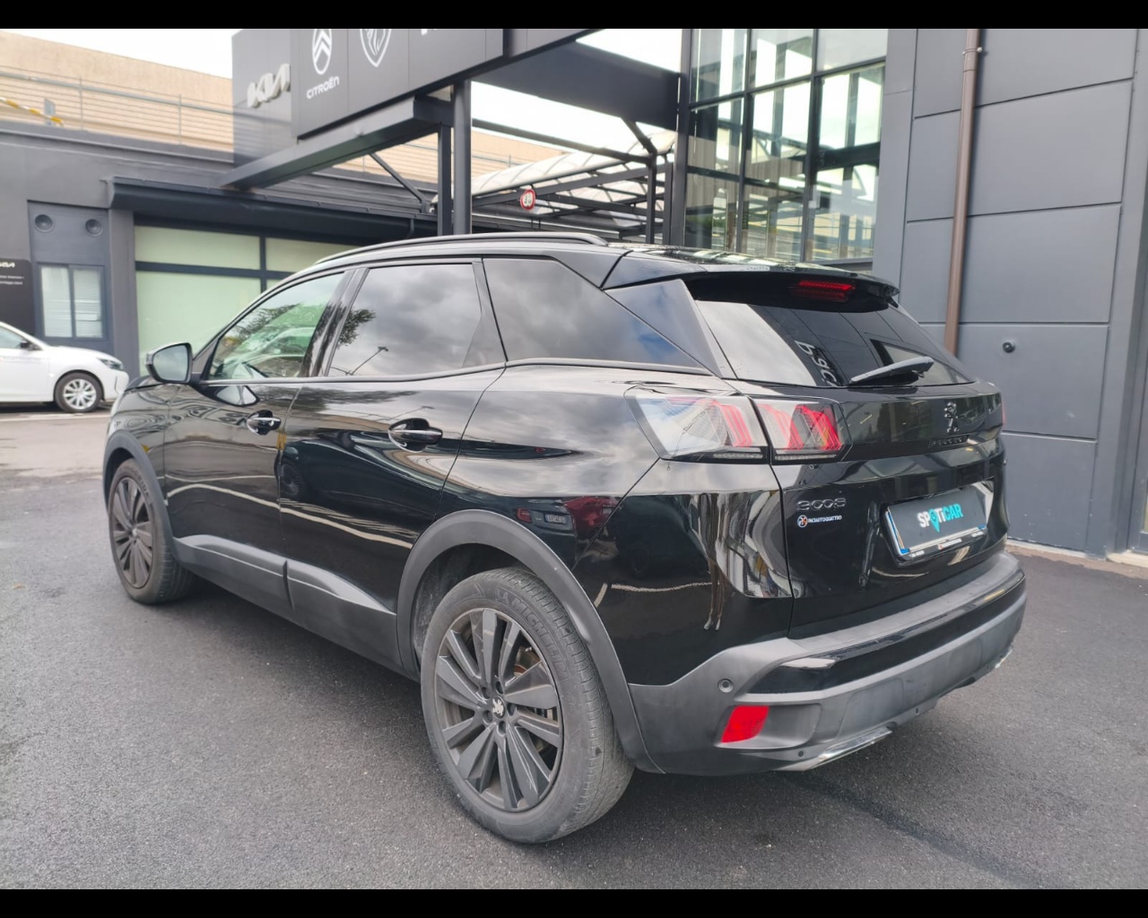 Foto PEUGEOT 3008 1.5 bluehdi GT Pack s&s 130cv eat8