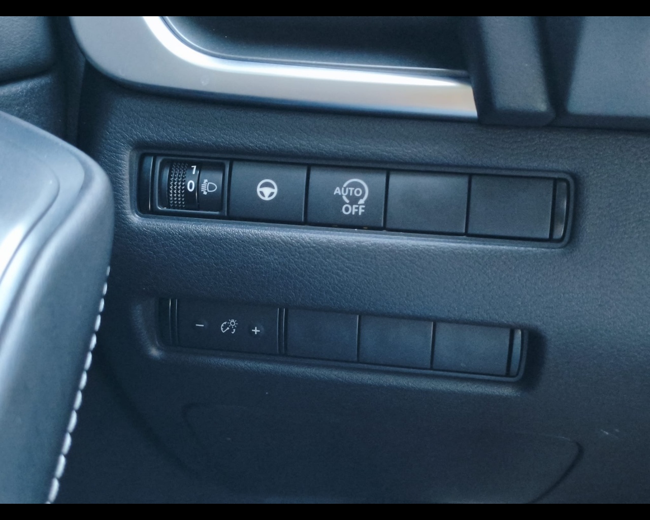 Foto NISSAN Qashqai 1.3 mhev N-Connecta 2wd 140cv
