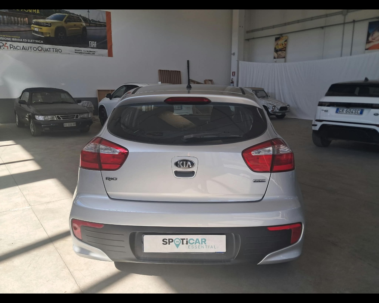 Foto KIA Rio 5p 1.1 crdi Active E6