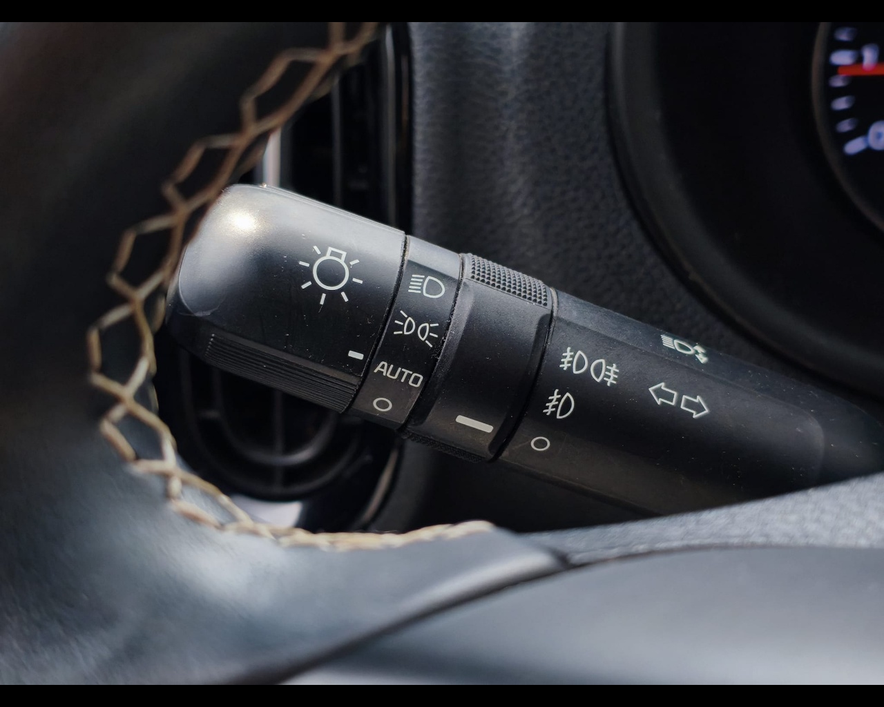Foto KIA Picanto 1.0 dpi Style