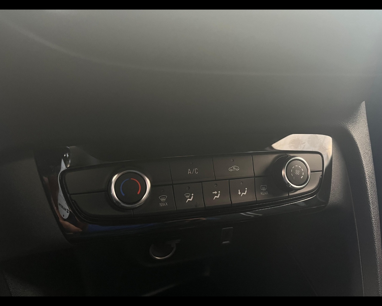 Foto OPEL Corsa 1.2 GS s&s 100cv at8