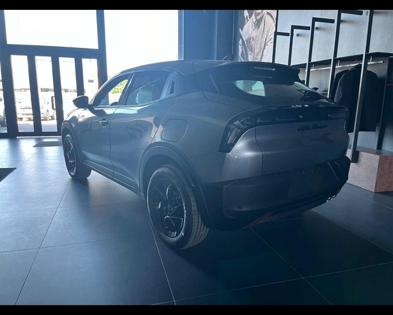 Foto ALFA ROMEO Junior Ibrida Ibrida 1.2 136cvHybrid Edct6