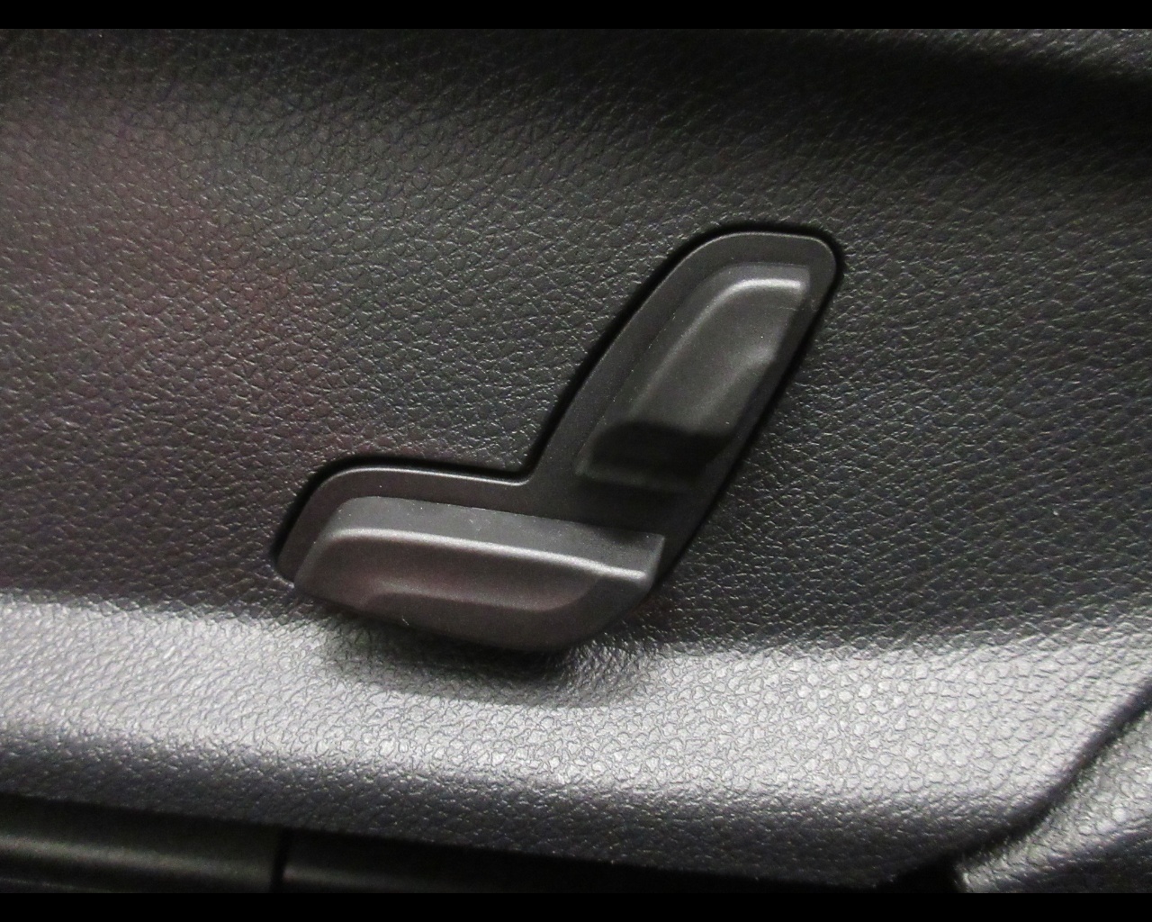 Mercedes Classe E Station Wagon Classe E Station Wagon 200 D Business Sport 9G-Tronic Plus - 16