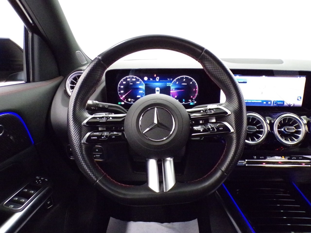 Mercedes GLA GLA 180 D AMG Line Advanced Plus 8G-DCT - 16