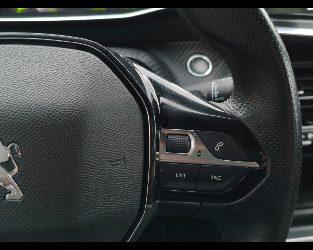 Foto PEUGEOT 208 1.5 bluehdi GT Pack s&s 100cv