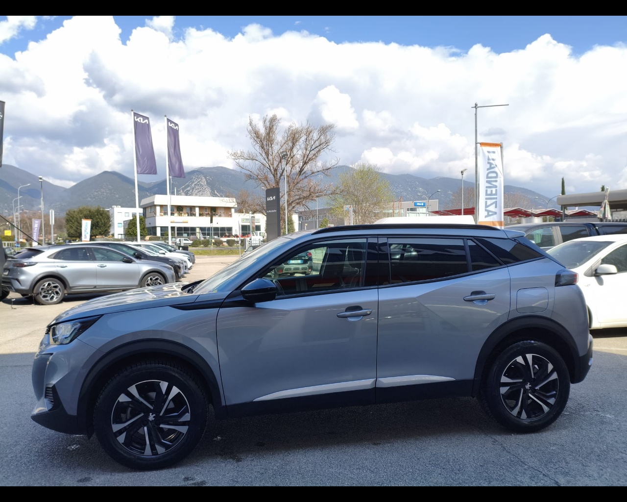 Foto PEUGEOT 2008 1.2 puretech Allure Pack s&s 100cv