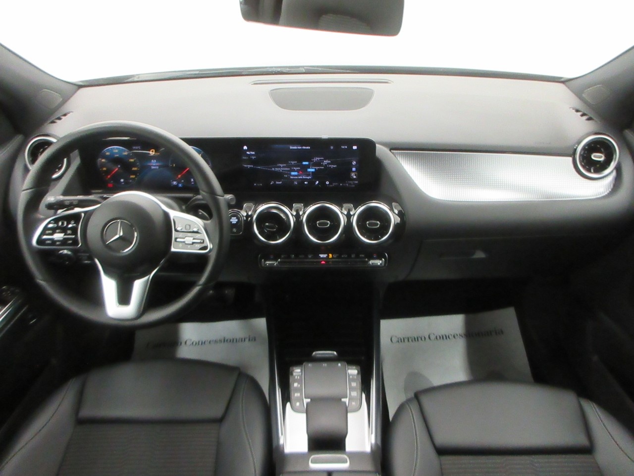 Mercedes GLA GLA 180 D Sport Plus 8G-DCT - 15