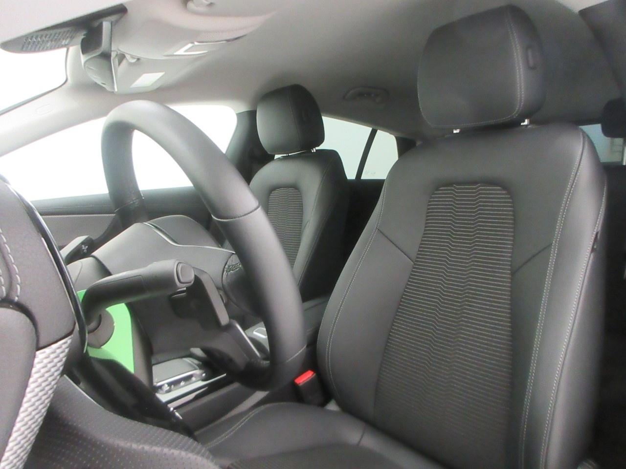 Mercedes CLA Shooting Brake CLA Shooting Brake 180 D Sport 8G-DCT - 12