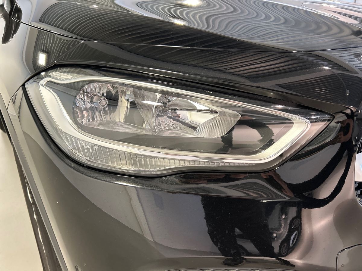 Mercedes GLA GLA 180 D Executive 8G-DCT - 7