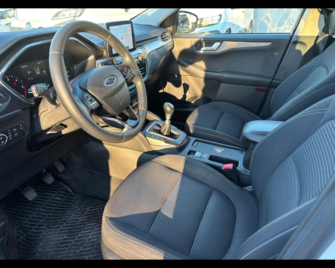 Foto FORD Kuga 1.5 ecoblue Titanium 2wd 120cv