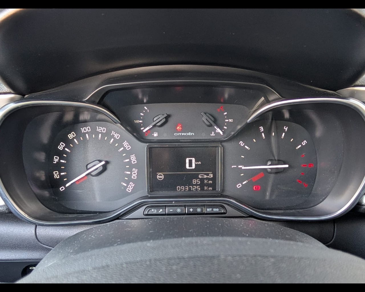 Foto CITROEN C3 1.2 puretech Shine 82cv
