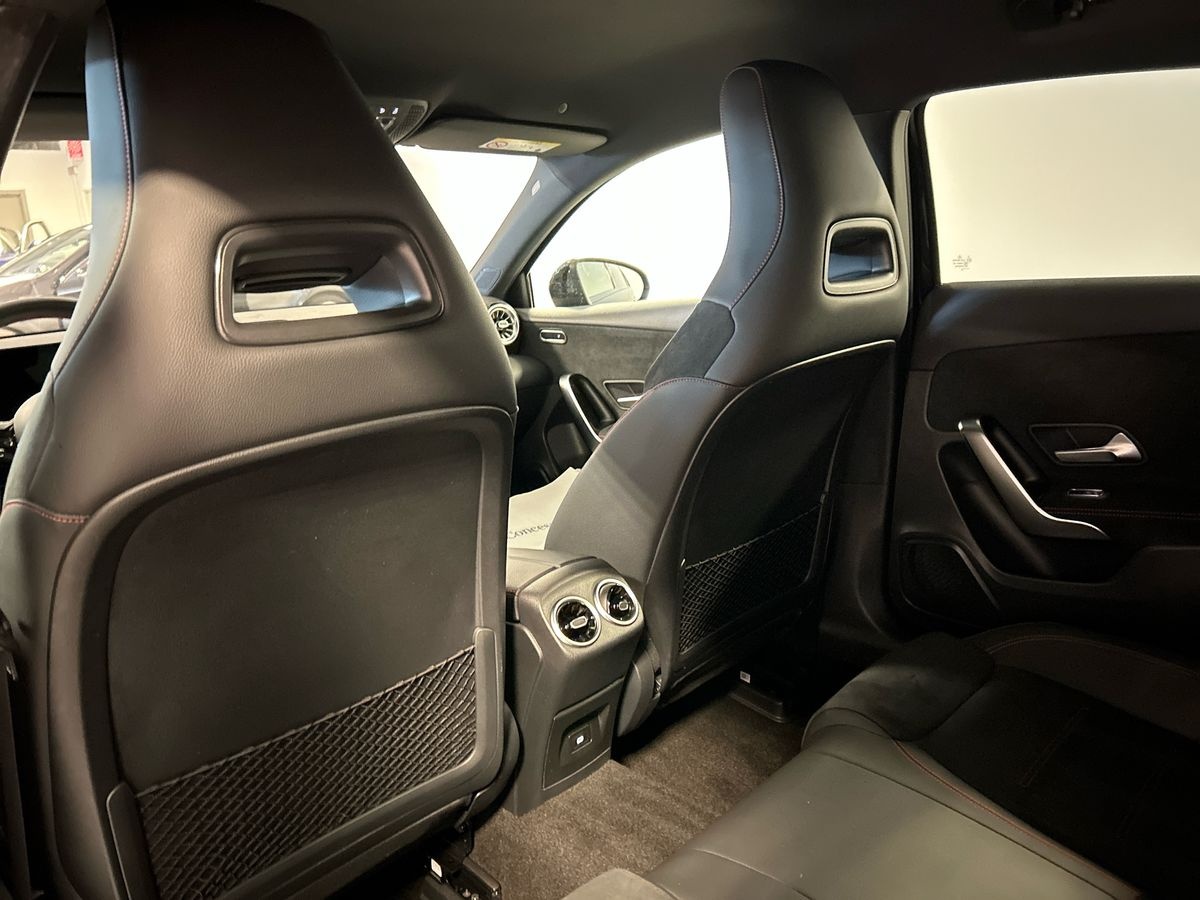 Mercedes Classe A 180 D Advanced Plus AMG Line 8G-DCT - 18