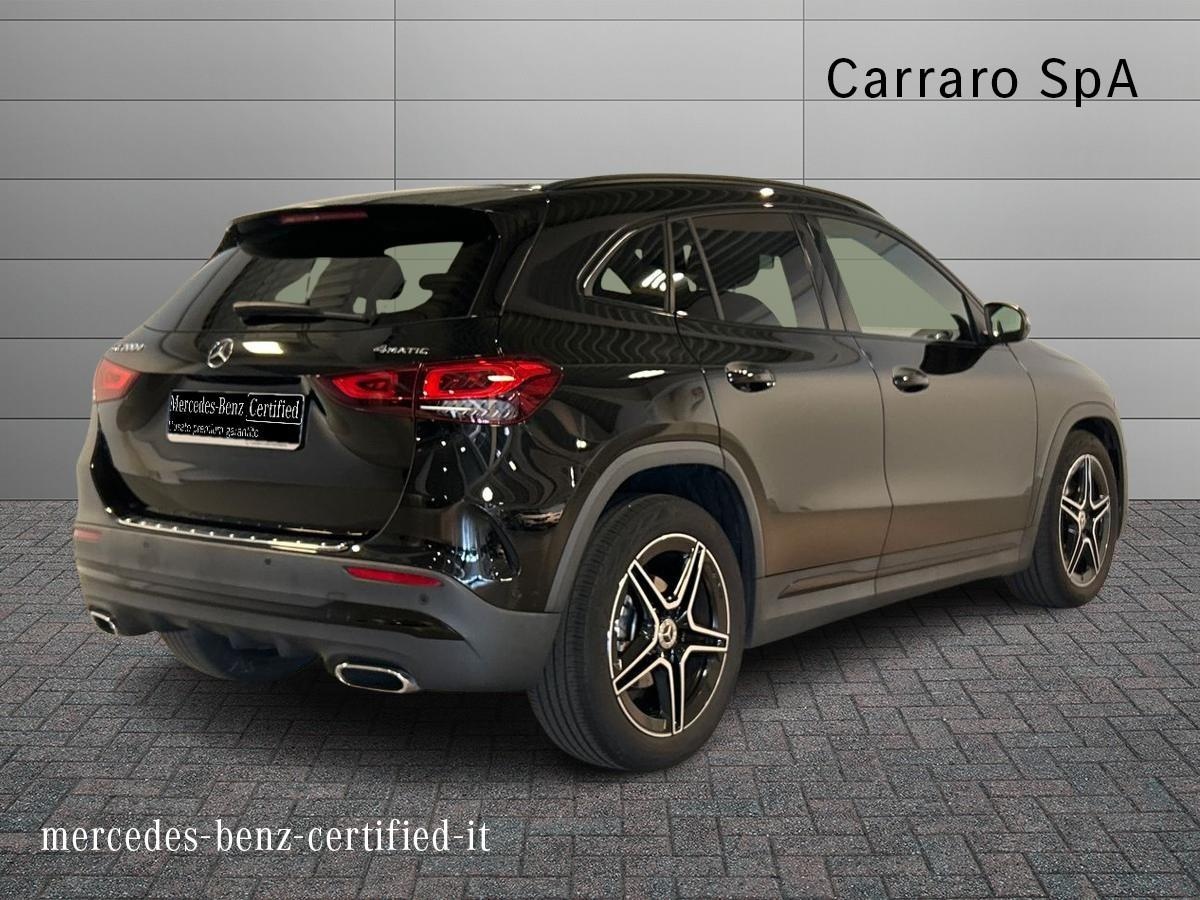 Mercedes GLA GLA 200 D Premium 4Matic 8G-DCT - 2