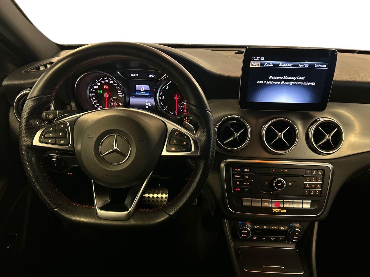 Mercedes GLA GLA 200 D Premium 7G-DCT - 11