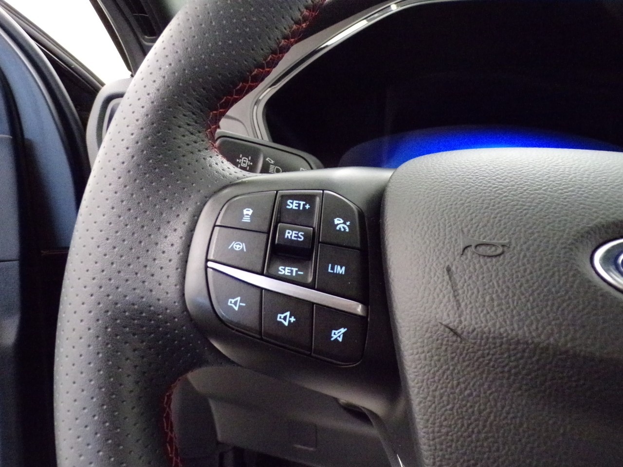Ford Kuga Kuga 2.5 PHEV 225cv ST-Line 2WD e-Shifter - 17