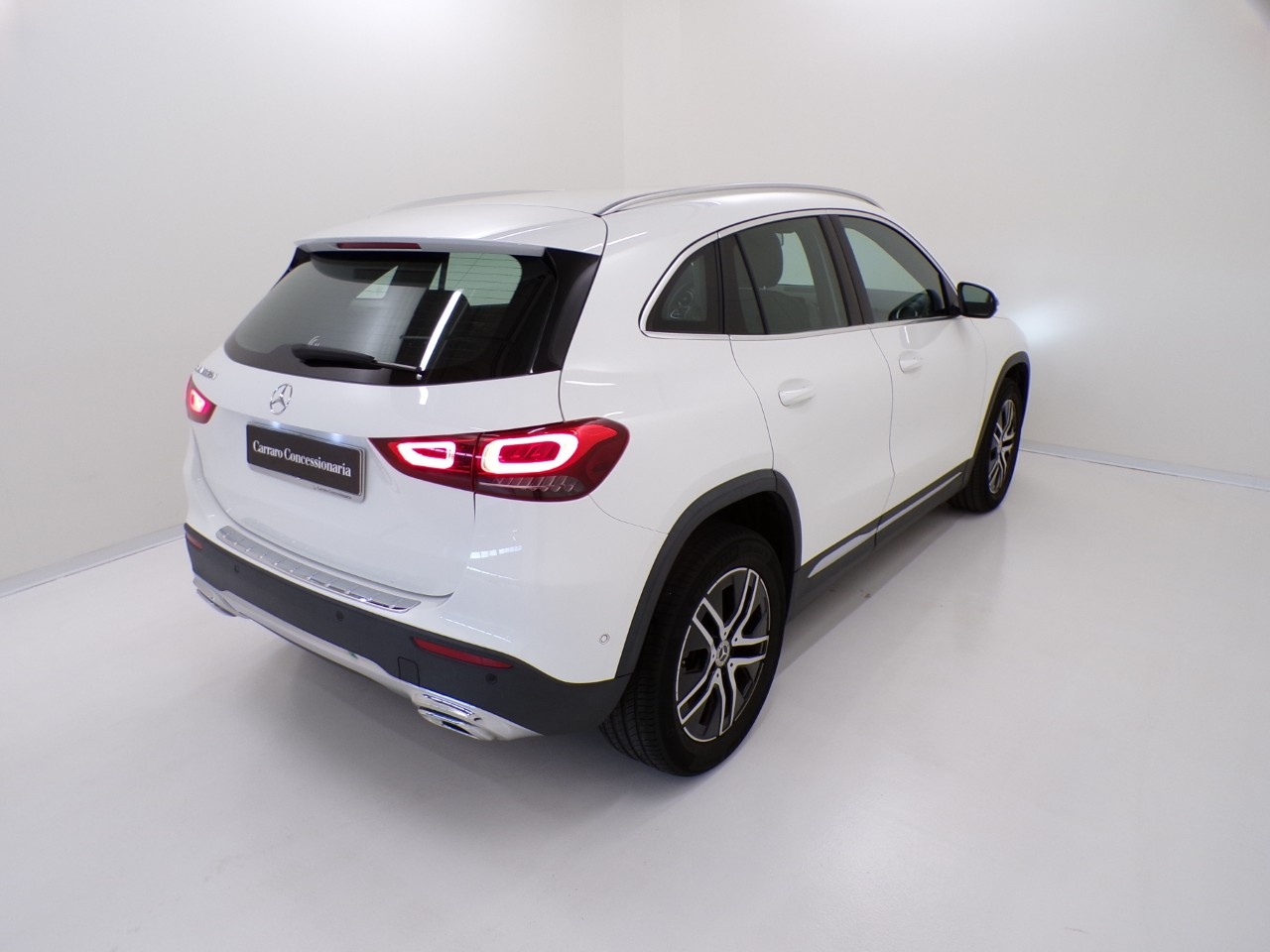 Mercedes GLA GLA 180 D Sport Plus 8G-DCT - 6