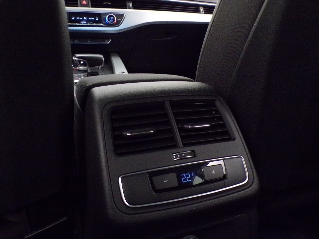 Audi A4 A4 Avant 2.0 TDI ultra 150cv Business S tronic - 15