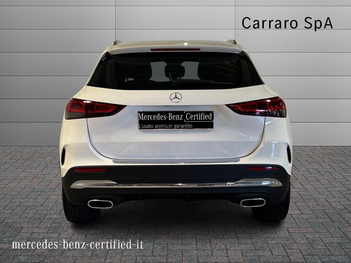 Mercedes GLA GLA 200 D Premium 8G-DCT - 4