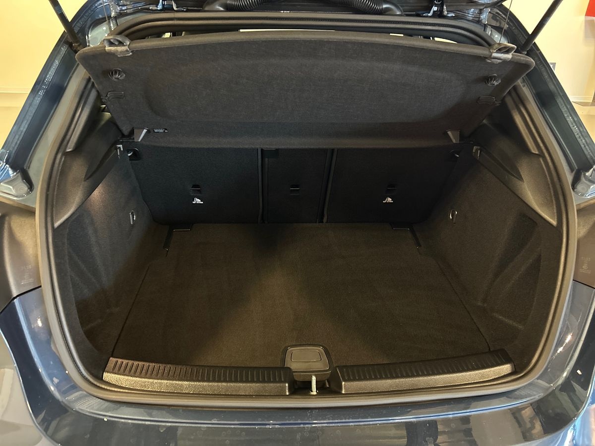 Mercedes Classe A Classe A 180 D Premium 7G-DCT - 8