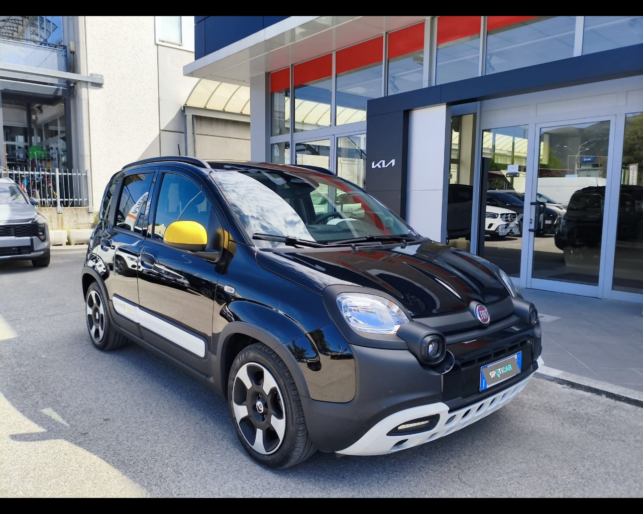 Foto FIAT Pandina Cross 1.0 firefly hybrid s&s 70cv