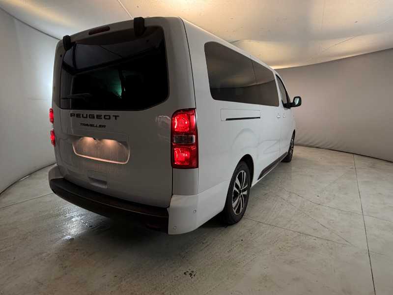 Nuovo Traveller - Bhdi 180 Eat8 Business Vip Long