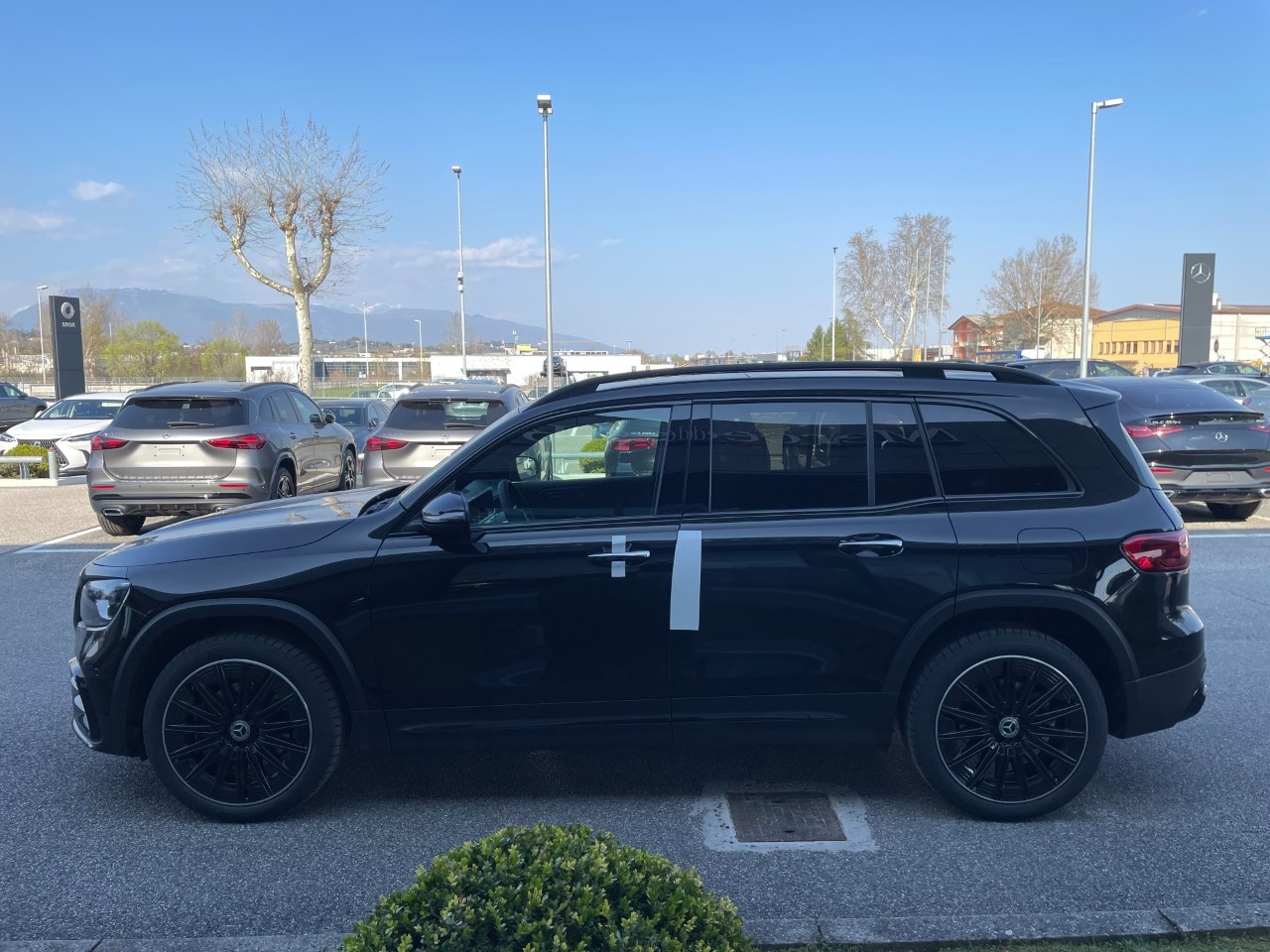 Mercedes GLB GLB 200 d 4Matic Automatic AMG Line ADVANCED PLUS - 4