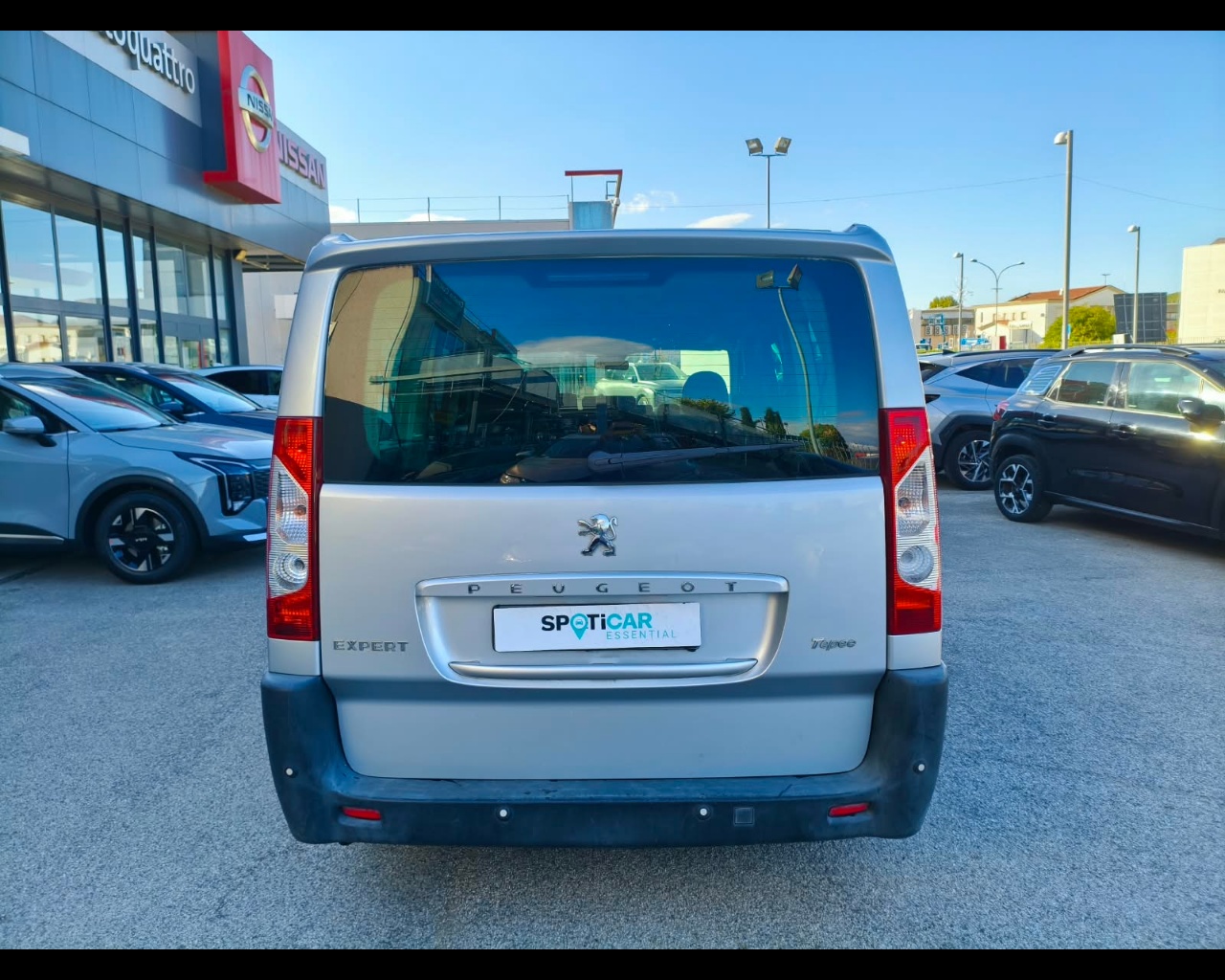 Foto PEUGEOT expert 2.0 hdi 120cv L2 tepee conf. 9p