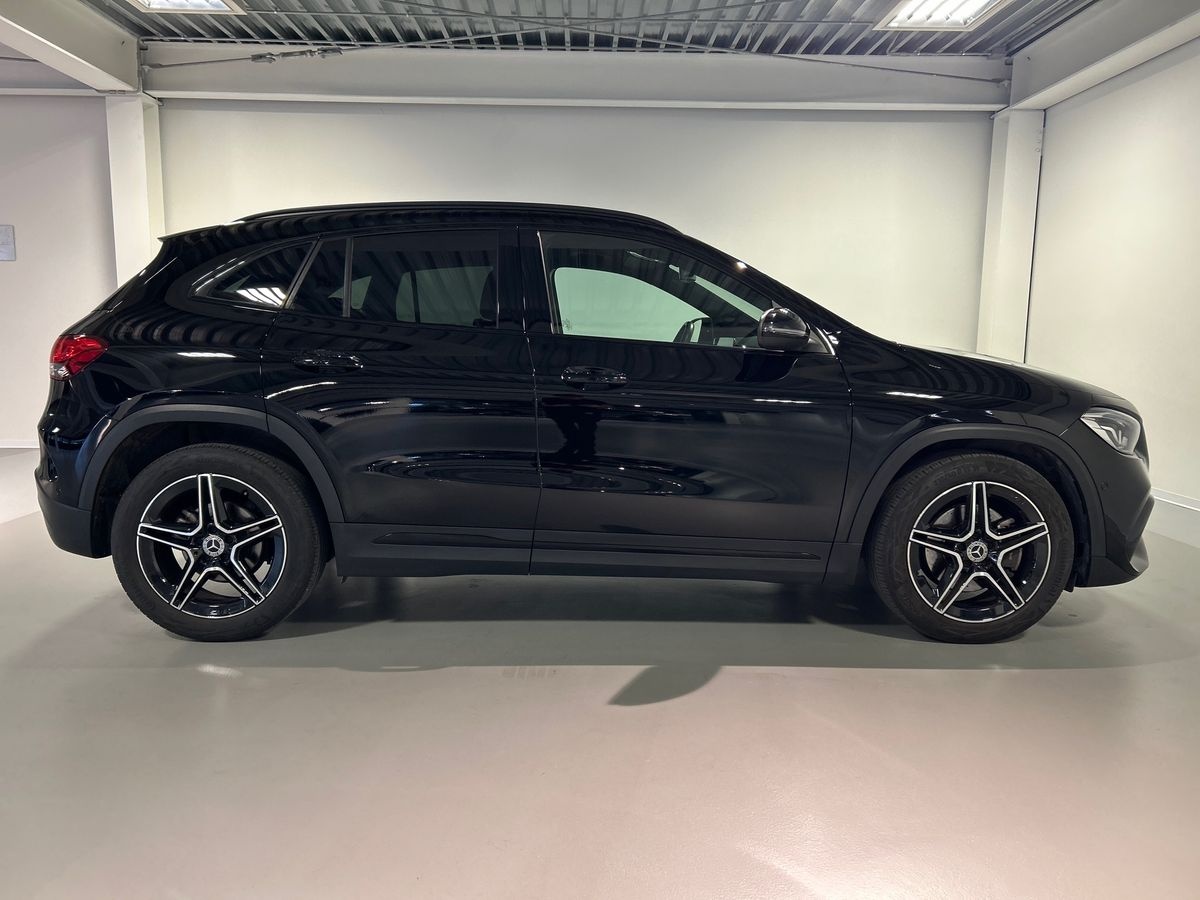 Mercedes GLA GLA 180 D Premium 8G-DCT - 5
