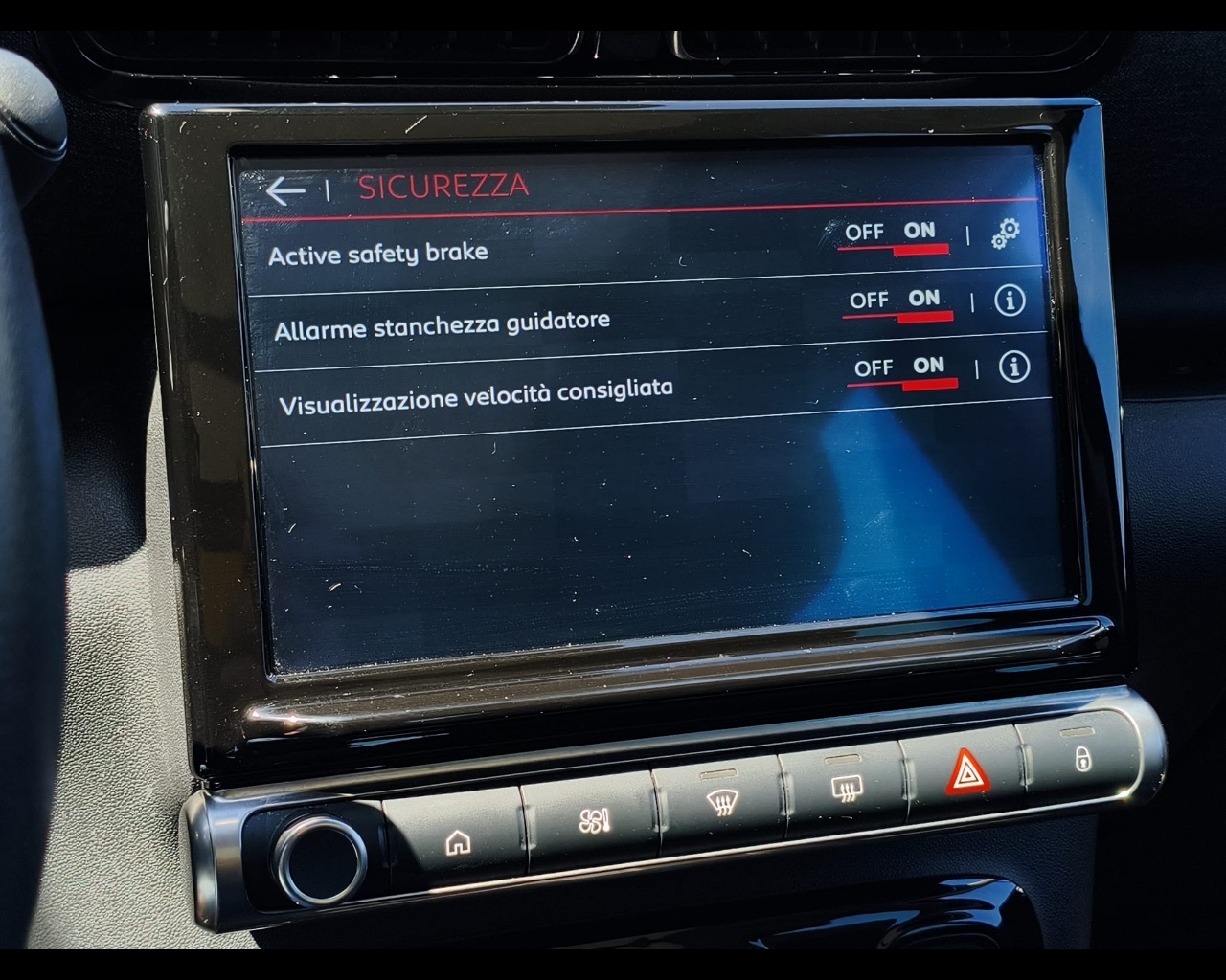 Foto CITROEN C3 Aircross 1.5 bluehdi Shine Pack s&s 110cv