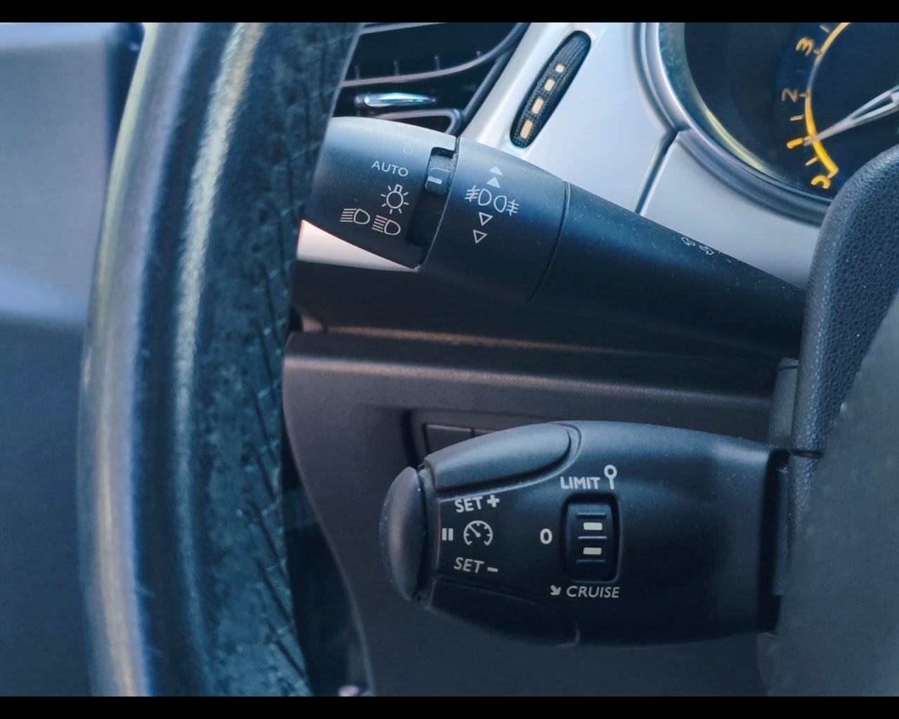 Foto CITROEN DS3 1.4 hdi So Chic 70cv