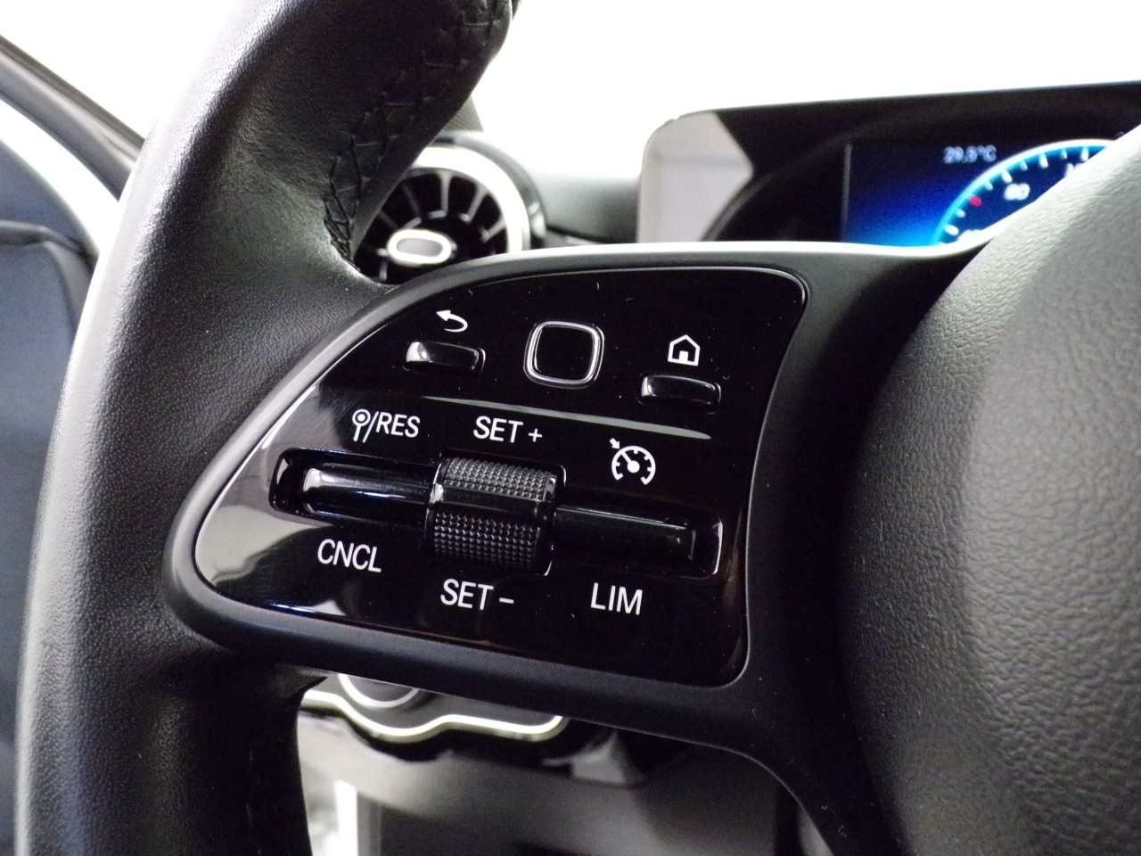 Mercedes Classe A Classe A 180 D Business 7G-DCT - 17