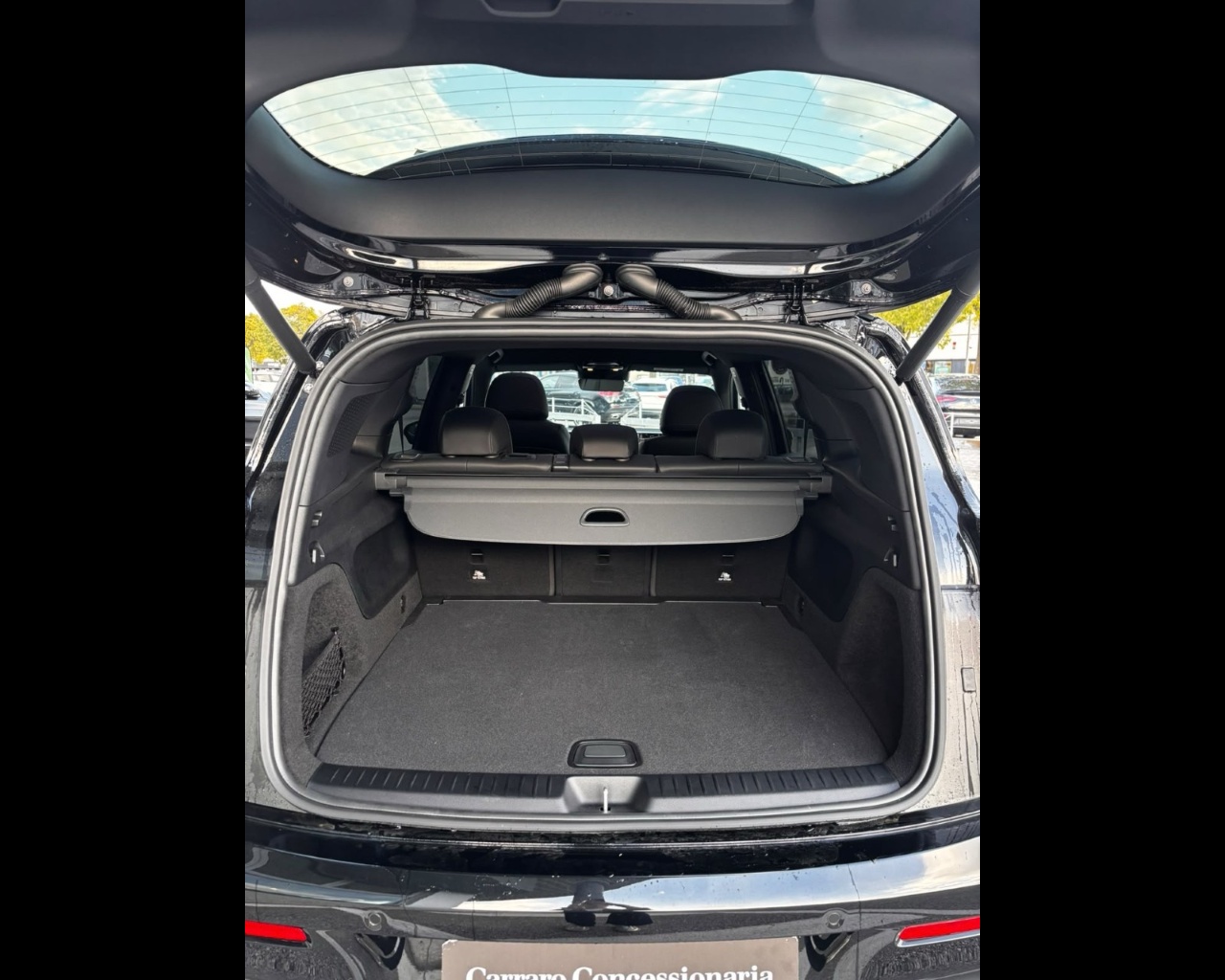 Mercedes GLB Elettrica GLB 250+ con tecnologia EQ Advanced Plus - 17