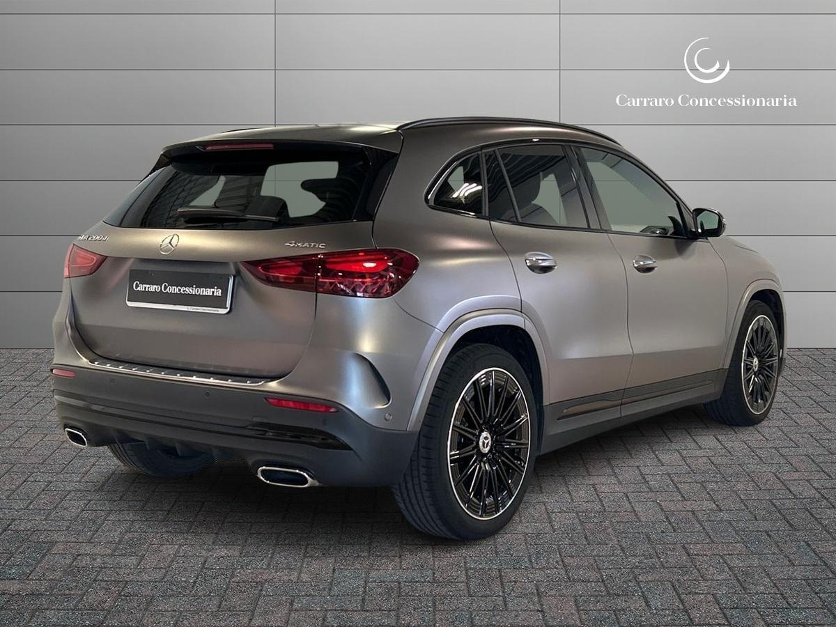 Mercedes  GLA 200 D AMG Line Advanced Plus 4Matic 8G-DCT - 2