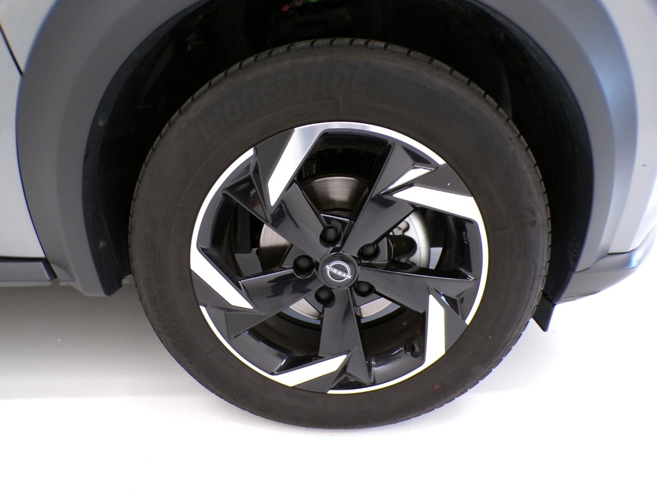 Nissan Juke Juke 1.0 DIG-T 114cv N-Connecta CVT - 4