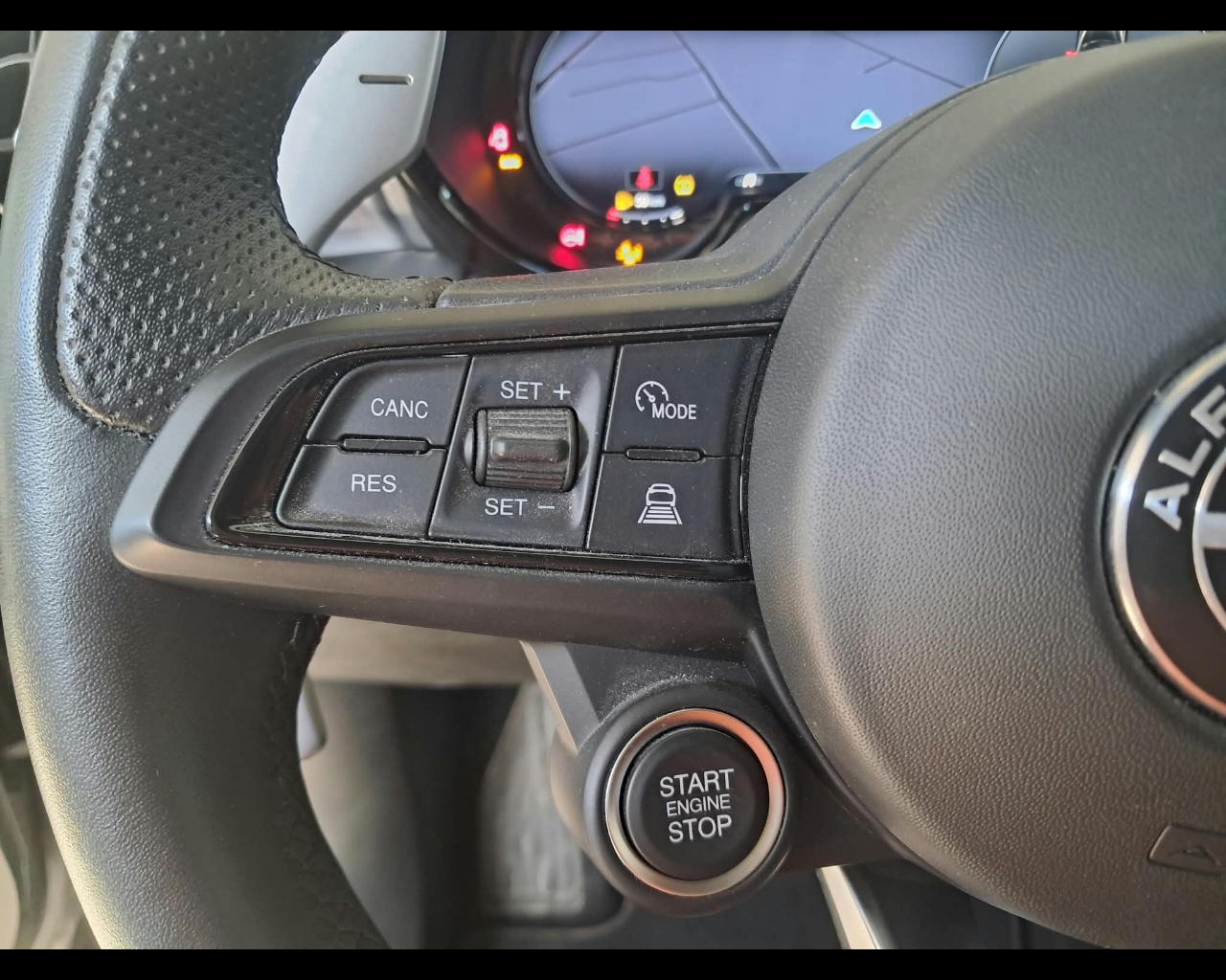 Foto ALFA ROMEO Tonale 1.6 Veloce 130cv tct6