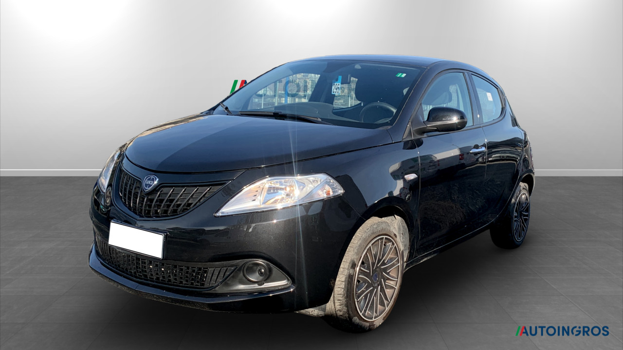 LANCIA Ypsilon Ypsilon 1.0 firefly hybrid Silver s&s 70cv