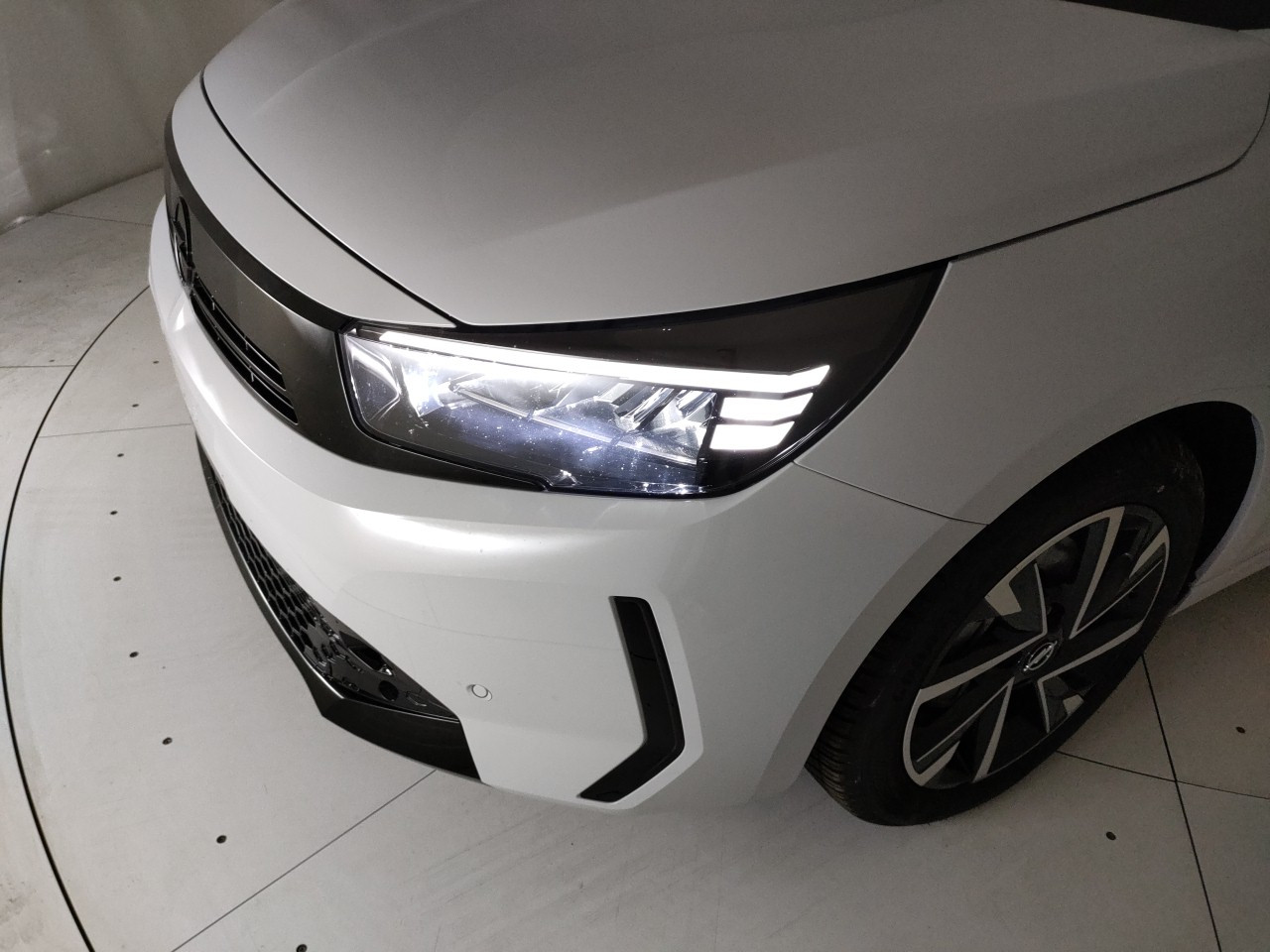 Opel Corsa Nuovo Benzina Corsa Porto Mantovano