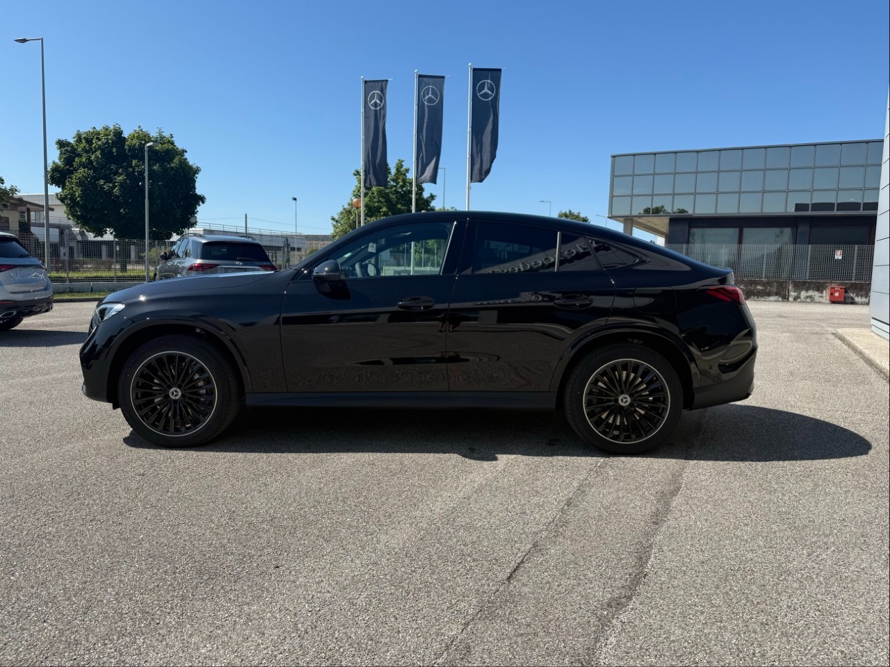 Mercedes GLC Coupé GLC 300 de 4Matic Plug-in hybrid Coupe AMG Line ADVANCED TECH - 4