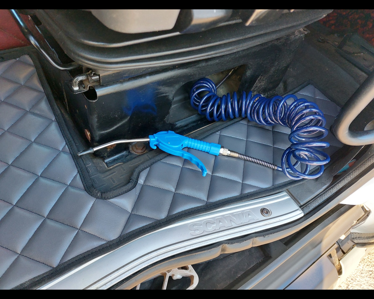 Scania Lungo Raggio LB 32 R 560 LB 8x2*6 HNB - 25