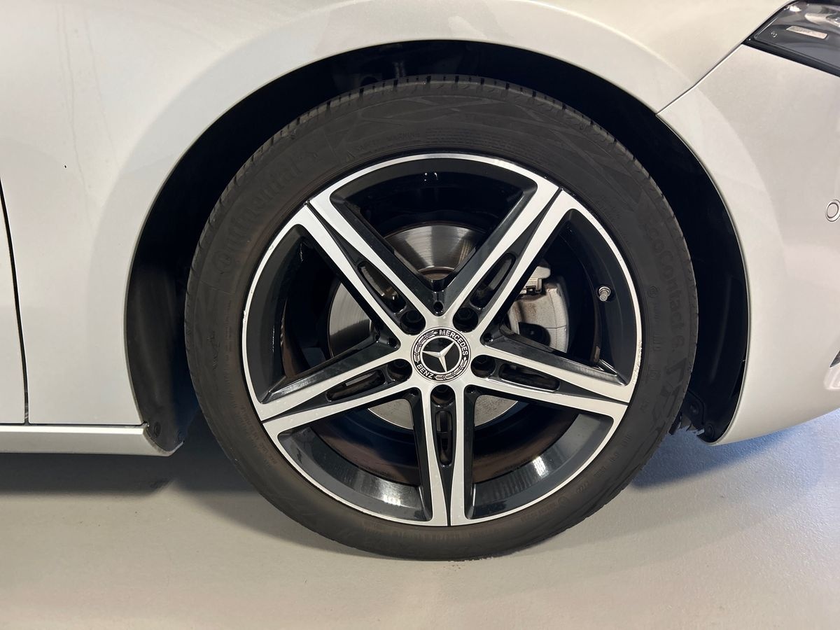 Mercedes Classe A Classe A 180 D Sport Night edition 8G-DCT - 17