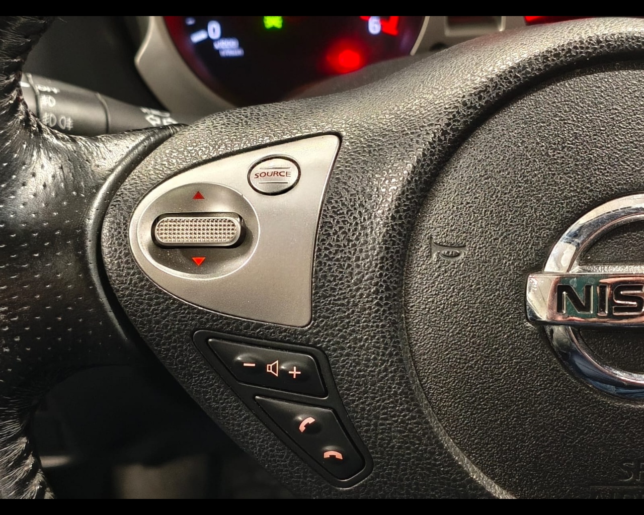 Foto NISSAN Juke 1.5 dci Acenta