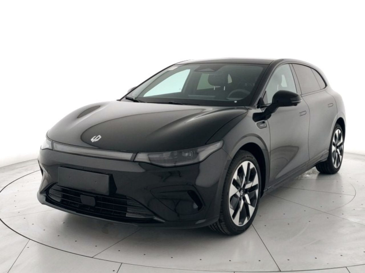 Leapmotor B05 Nuovo Elettrico B05 Porto Mantovano