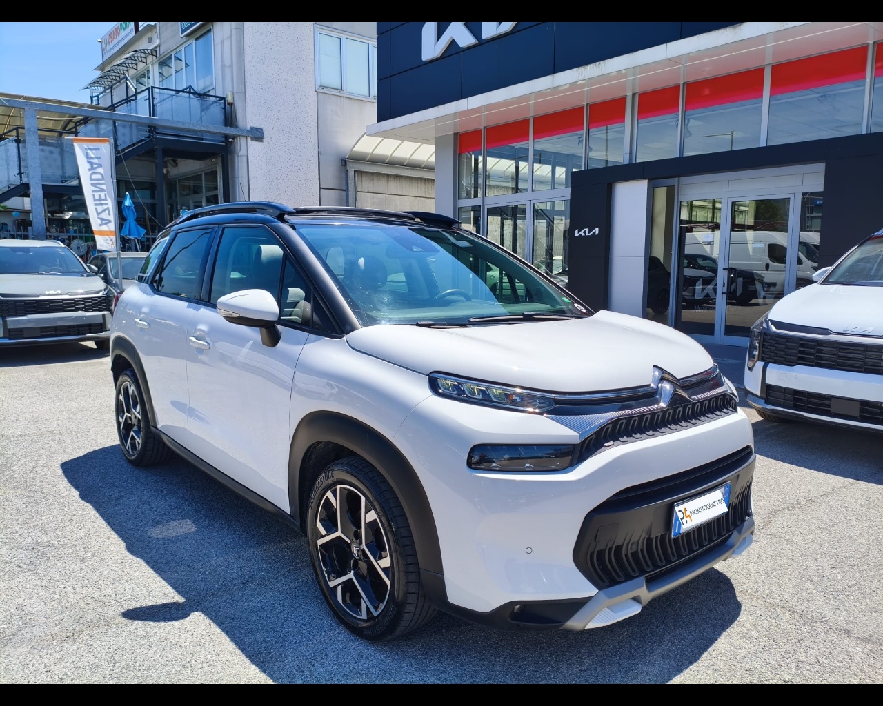 Foto CITROEN C3 Aircross 1.5 bluehdi Shine Pack s&s 110cv