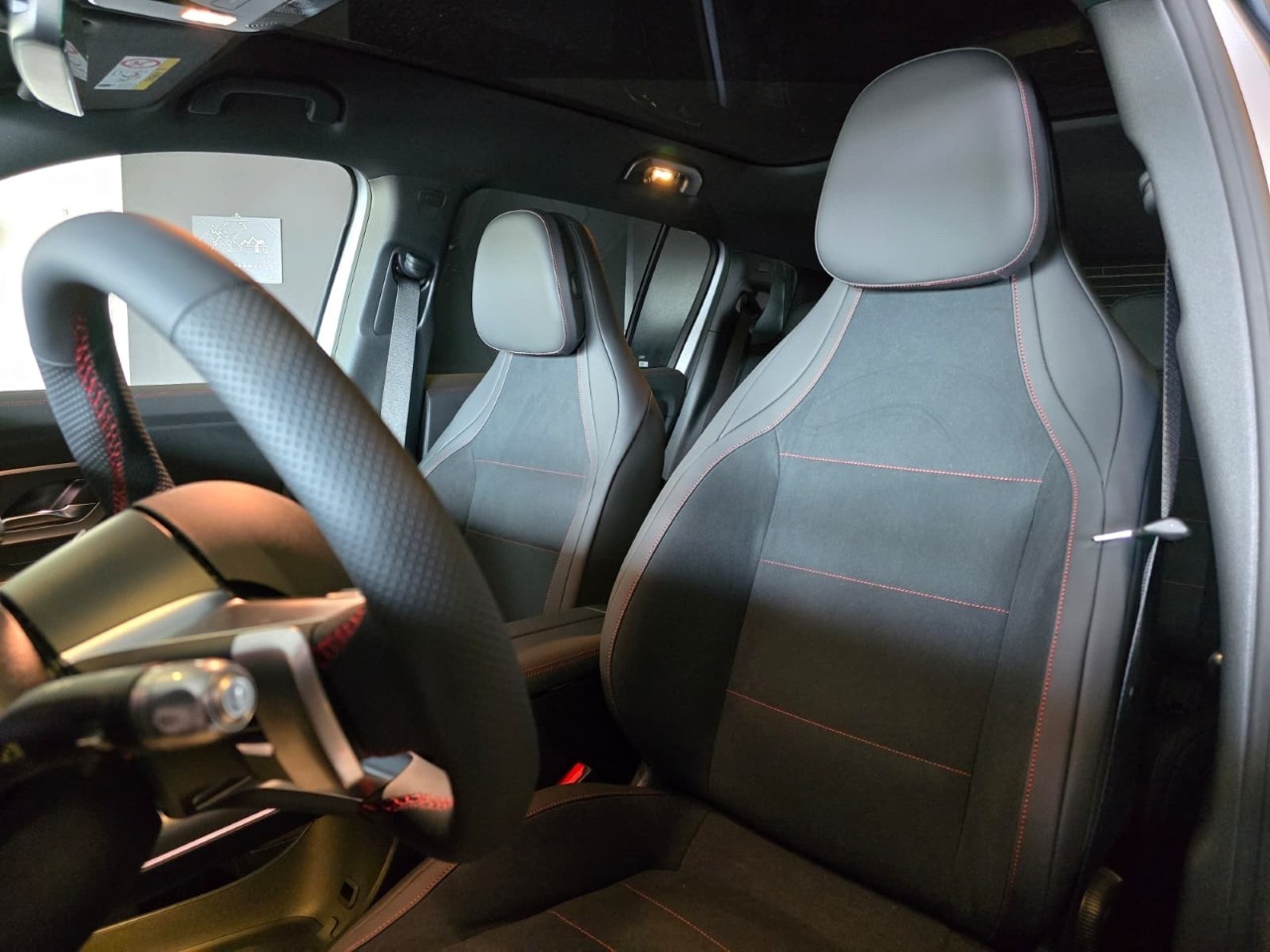 Mercedes GLB Elettrica GLB 250+ con tecnologia EQ Advanced Plus - 7