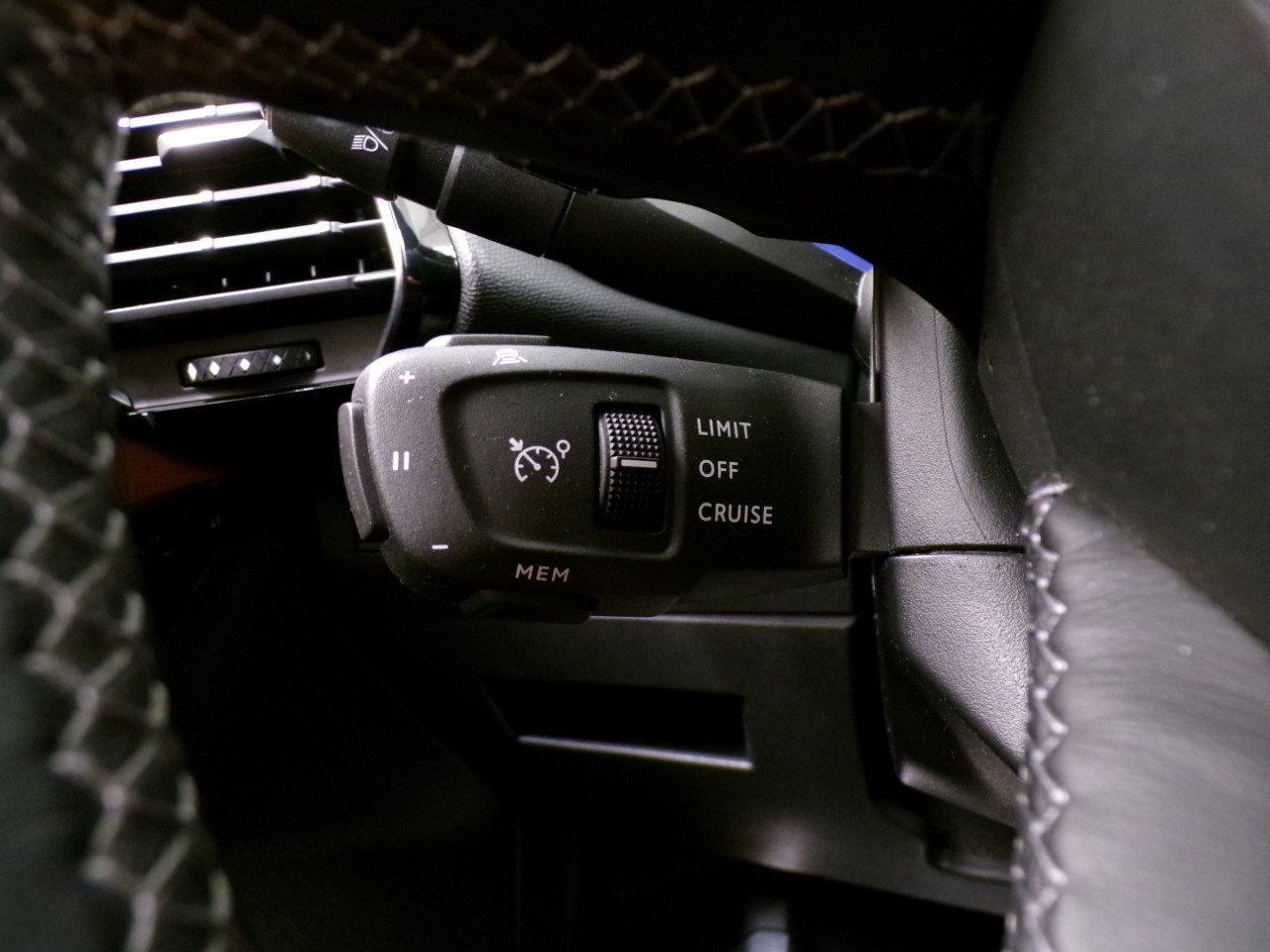 Ds DS7 DS7 Crossback 2.0 BlueHDi Grand Chic Auto - 18