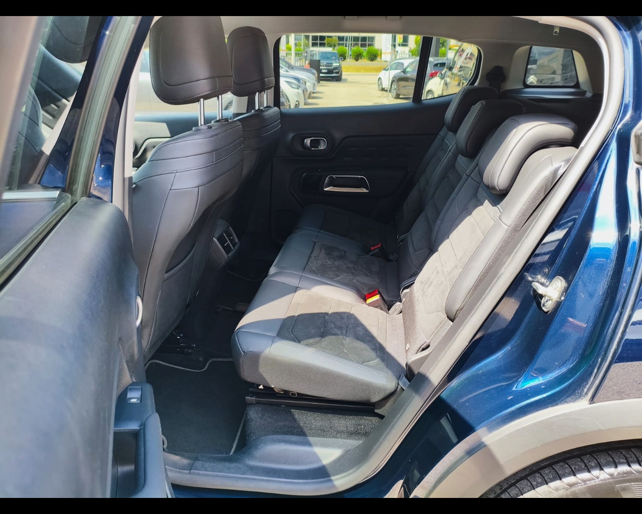Foto CITROEN C5 Aircross 1.5 bluehdi Shine s&s 130cv eat8