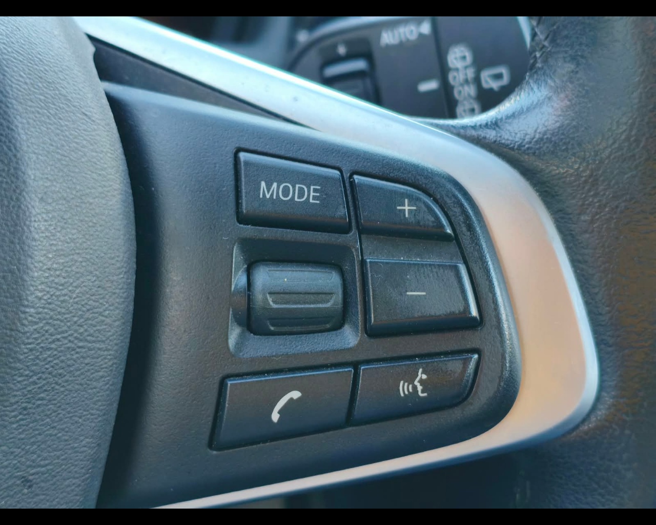 Foto BMW X1 sdrive18i xLine 140cv