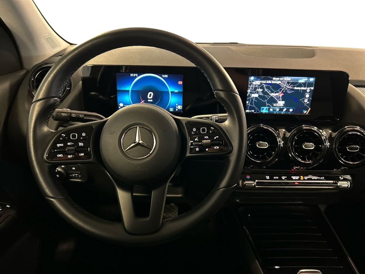 Mercedes GLA GLA 180 D Executive 8G-DCT - 11